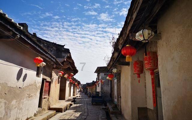 1977年，左宗棠墓被炸，王震得知大怒：胡闹，立即恢复！